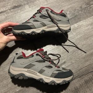 Kids Merrell Hiking Sneaker 1